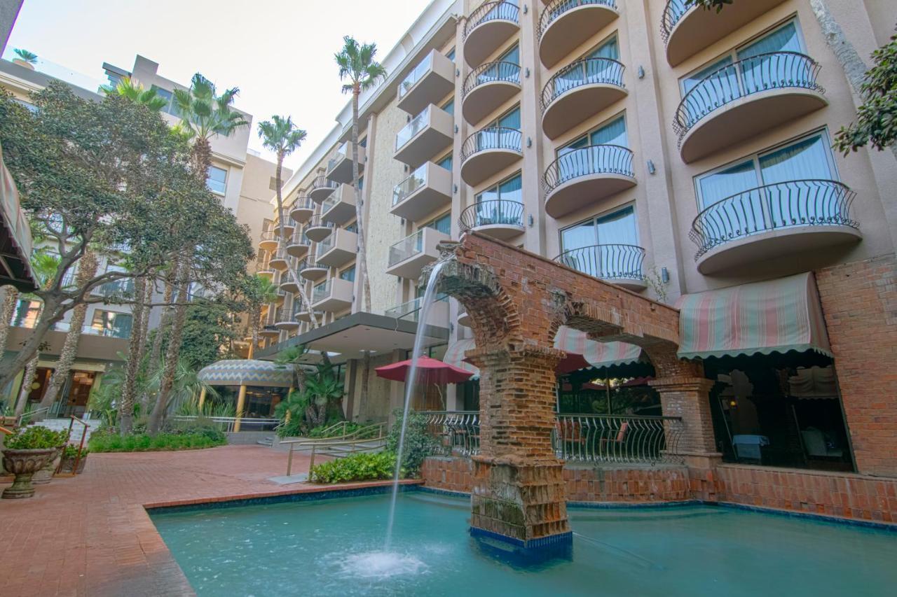 Hotel Lucerna Tijuana Exterior photo